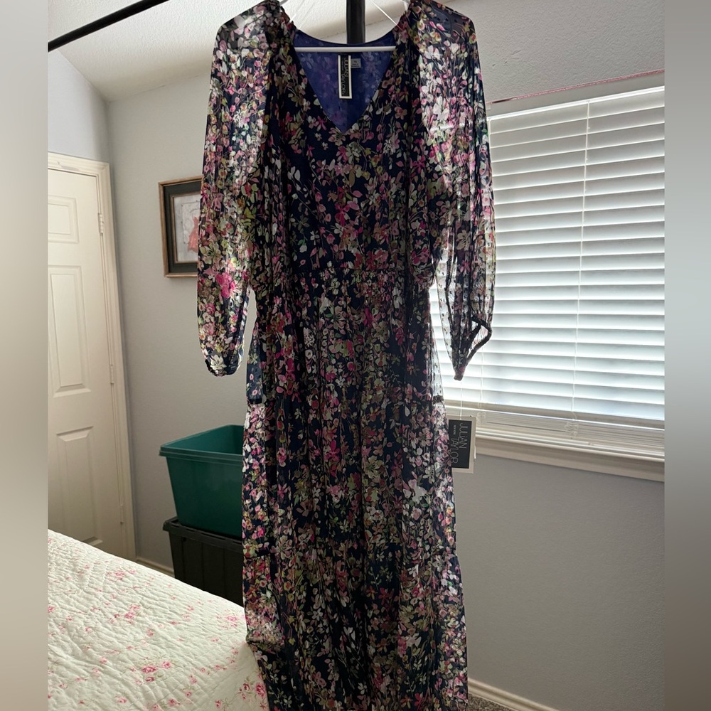 Julian Taylor Navy Floral Quarter Sleeve Dress